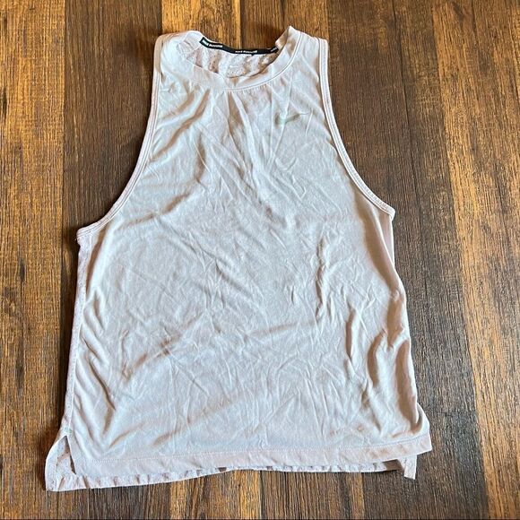 Nike Tops - Nike tank top 